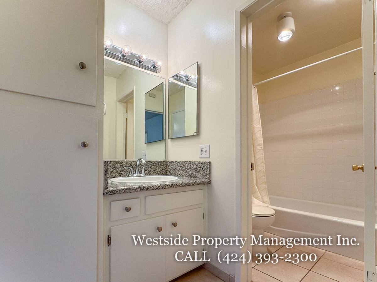 Apartment for rent at 1755 Purdue Ave #309, Los Angeles, CA 90025