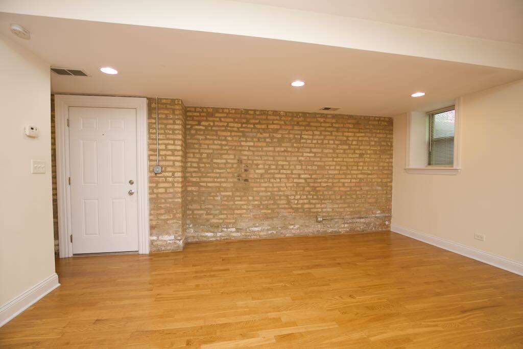 Apartment for rent at 2834 Albany #I, Chicago, IL 60618