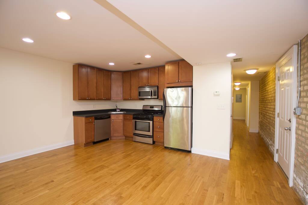 Apartment for rent at 2834 Albany #I, Chicago, IL 60618
