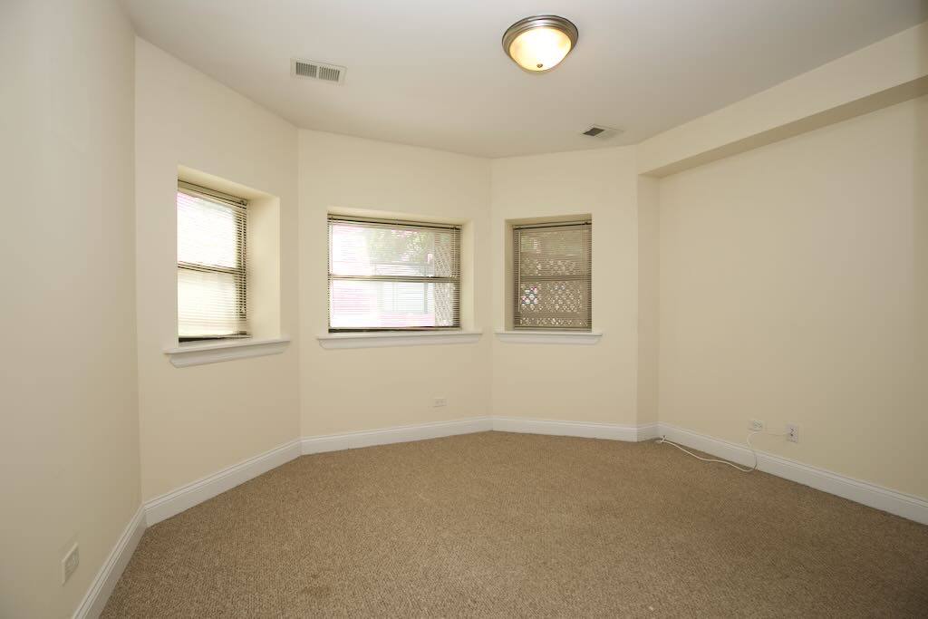 Apartment for rent at 2834 Albany #I, Chicago, IL 60618