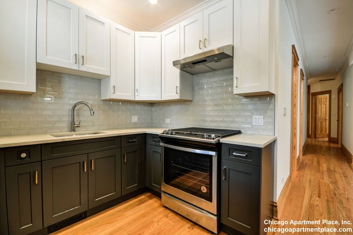 Condo for rent at 3715 N Fremont #1, Chicago, IL 60613
