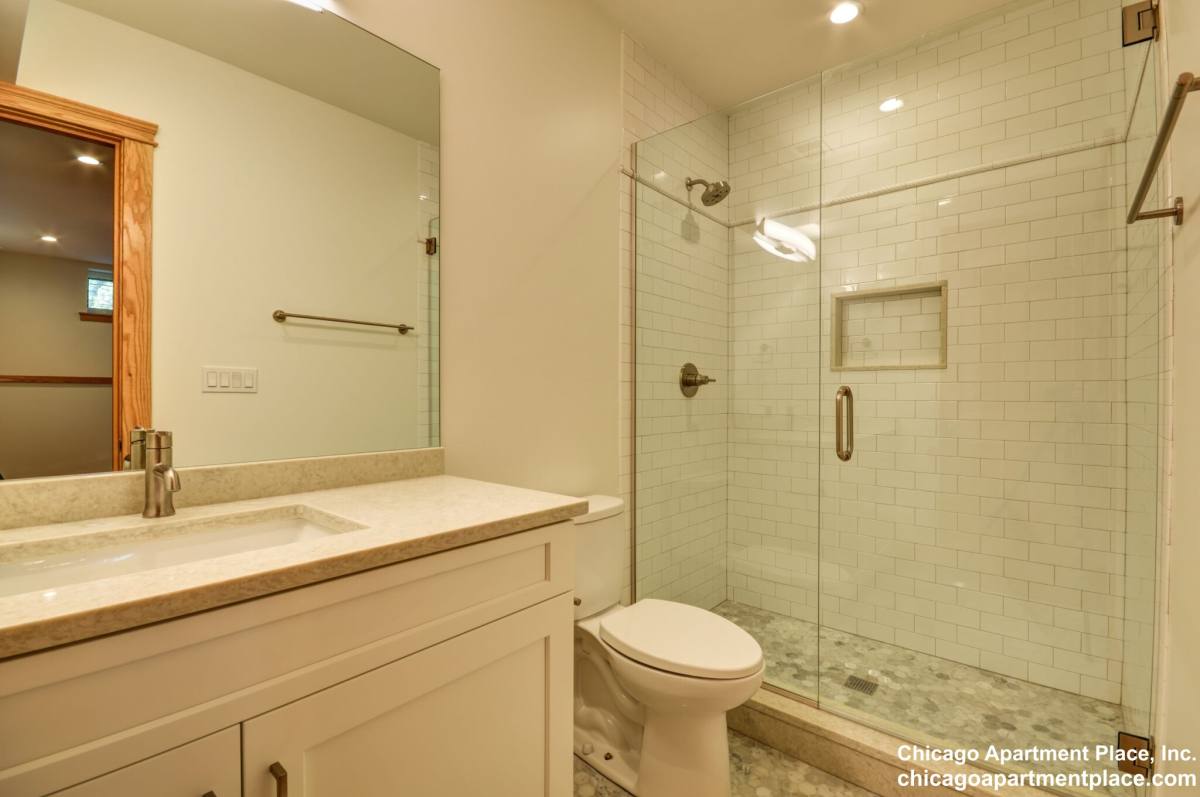 Condo for rent at 3715 N Fremont #1, Chicago, IL 60613