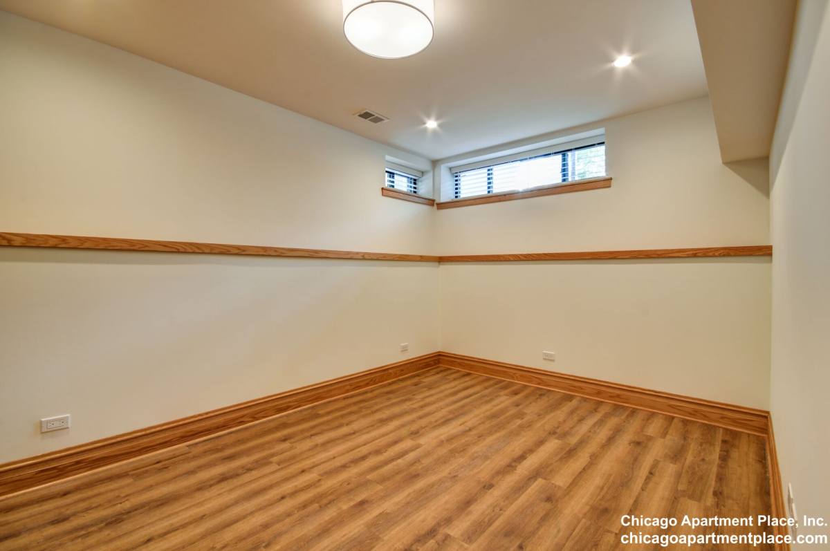Condo for rent at 3715 N Fremont #1, Chicago, IL 60613