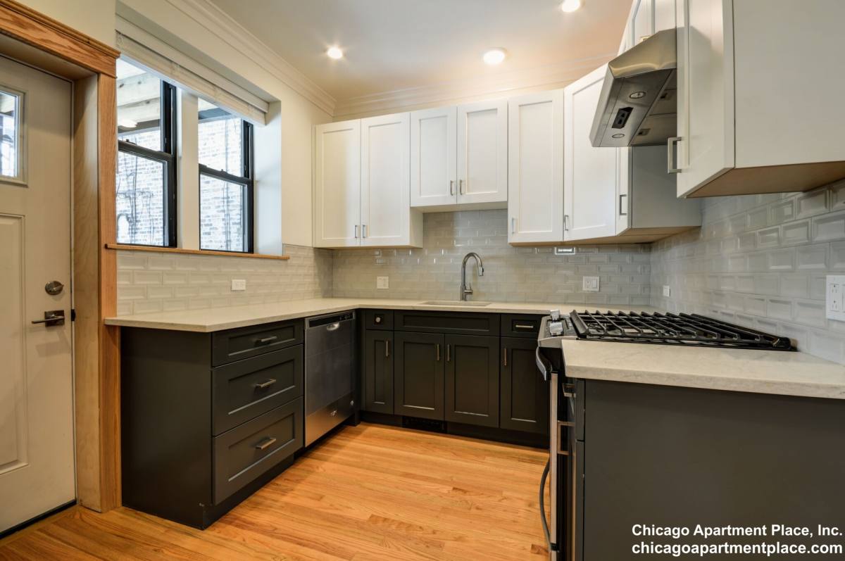 Condo for rent at 3715 N Fremont #1, Chicago, IL 60613