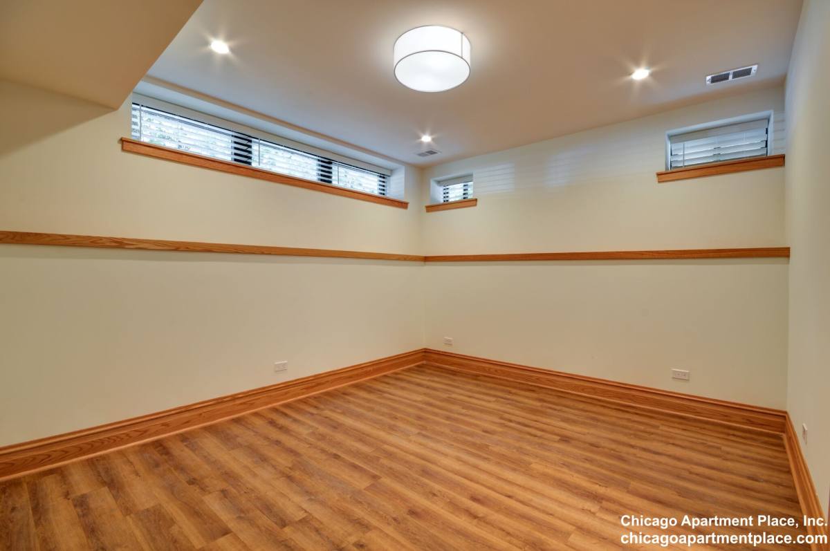 Condo for rent at 3715 N Fremont #1, Chicago, IL 60613