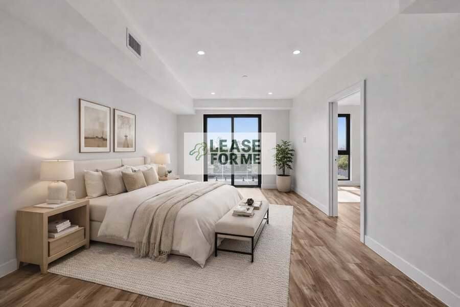 Apartment for rent at 1538 S Wilton Place #503, Los Angeles, CA 90019