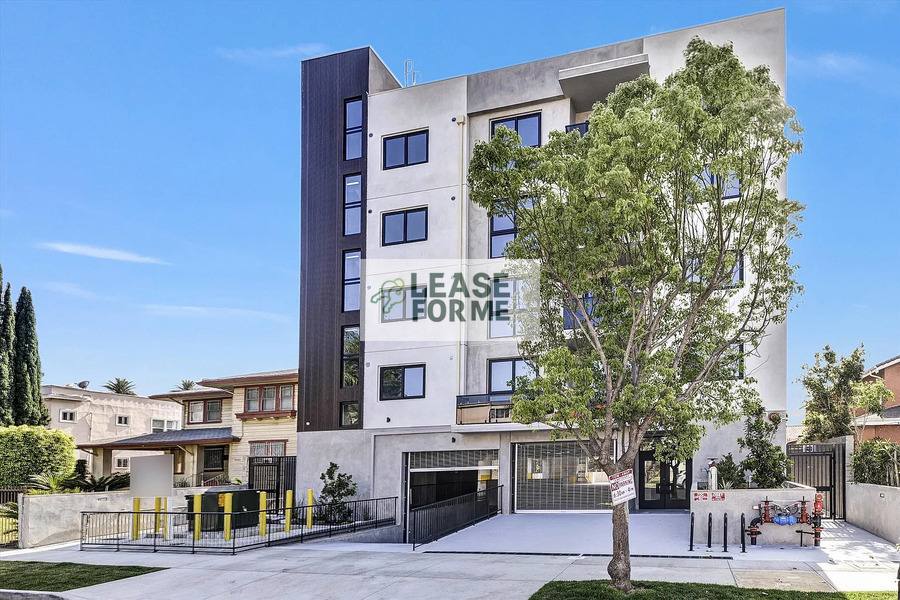 Apartment for rent at 1538 S Wilton Place #503, Los Angeles, CA 90019