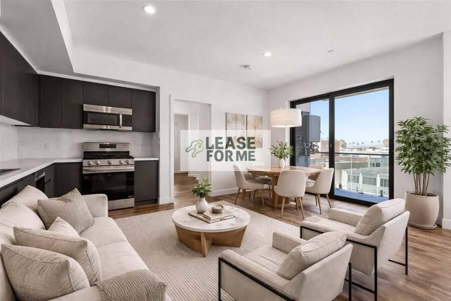 Apartment for rent at 1538 S Wilton Place #503, Los Angeles, CA 90019