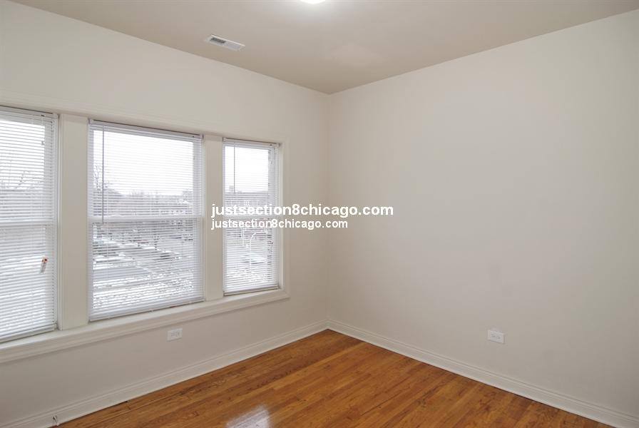 Apartment for rent at 1417 S Kostner #2, Chicago, IL 60624