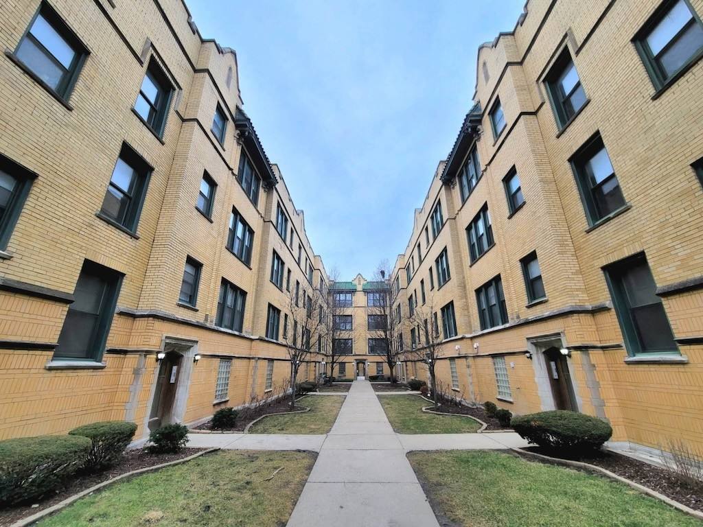 Apartment for rent at 2334 Spaulding #A3, Chicago, IL 60647
