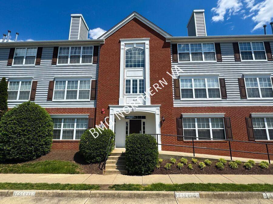 Condo for rent at 635 Constellation Square SE #G, Leesburg, VA 20175