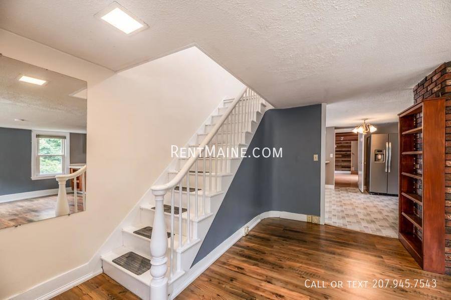 Apartment for rent at 1973 Ohio St, Bangor, ME 04401