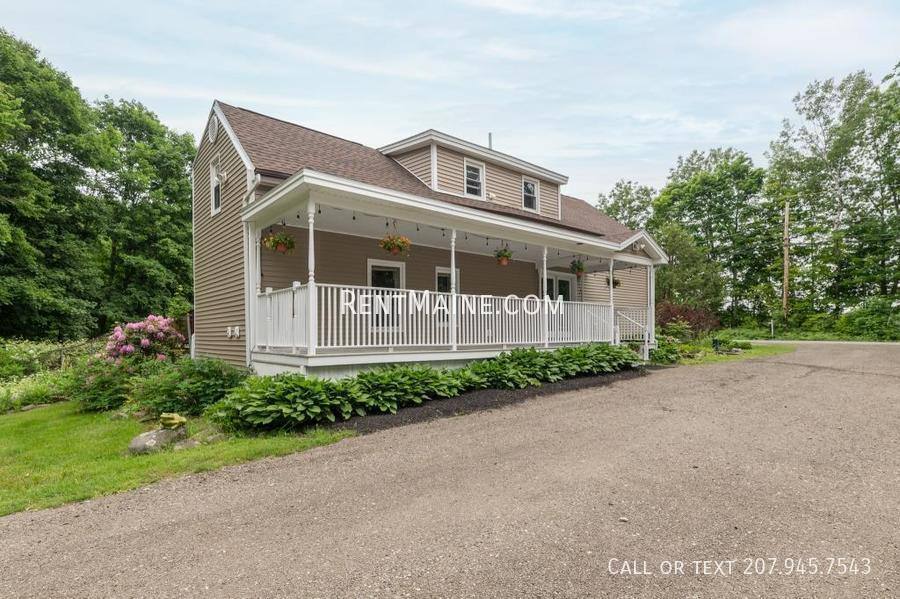 Apartment for rent at 1973 Ohio St, Bangor, ME 04401