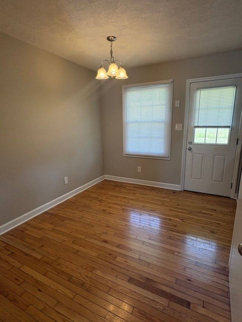 Apartment for rent at 19482 Midwest Circle, Abingdon, VA 24211