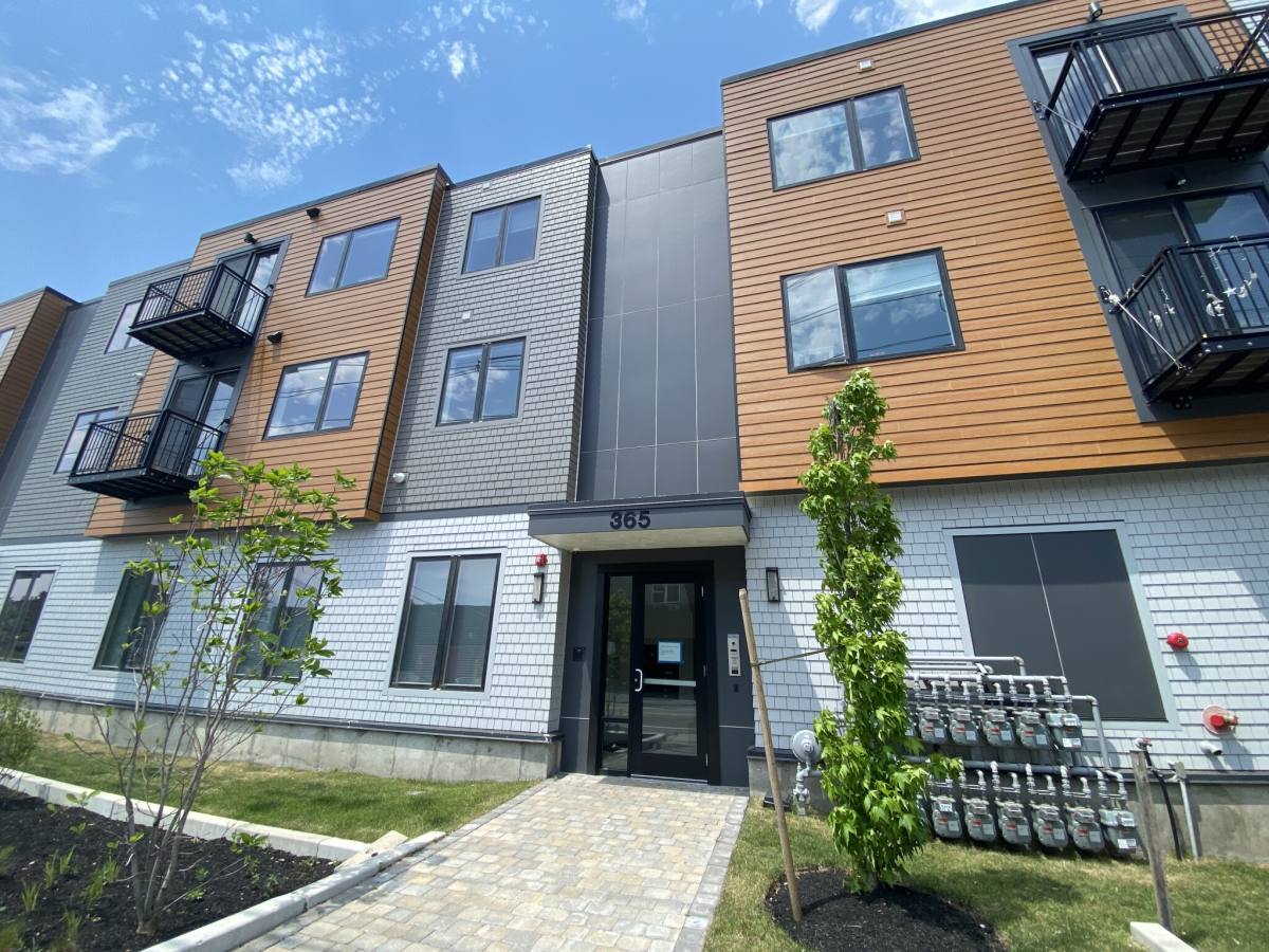 Apartment for rent at 345 Pleasant St #1, Watertown, MA 02472