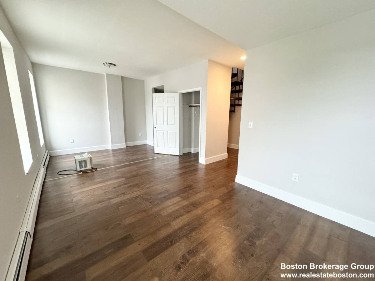 Apartment for rent at 15 Ruggles St #5, Roxbury, MA 02119