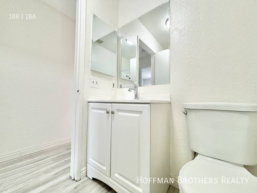 Apartment for rent at 10346 Commerce Ave #7, Tujunga, CA 91042