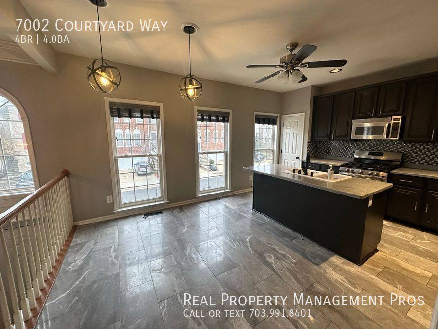 Townhouse for rent at 7002 Courtyard Way, Haymarket, VA 20169