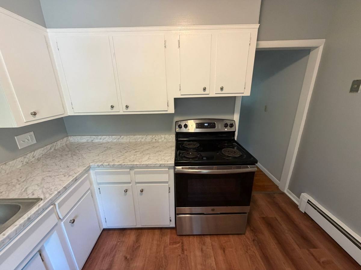 Apartment for rent at 544-546 Chandler St, Worcester, MA 01602