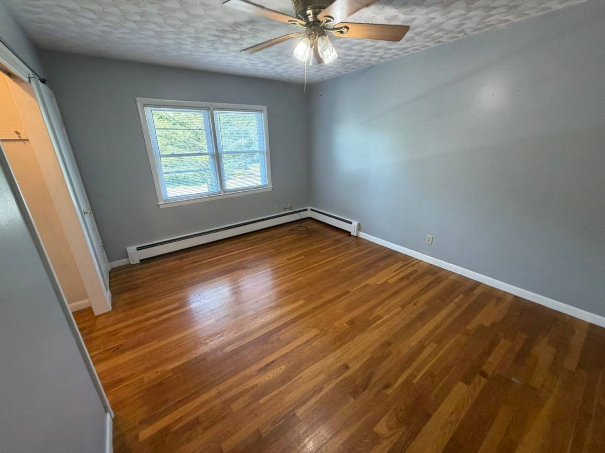 Apartment for rent at 544-546 Chandler St, Worcester, MA 01602