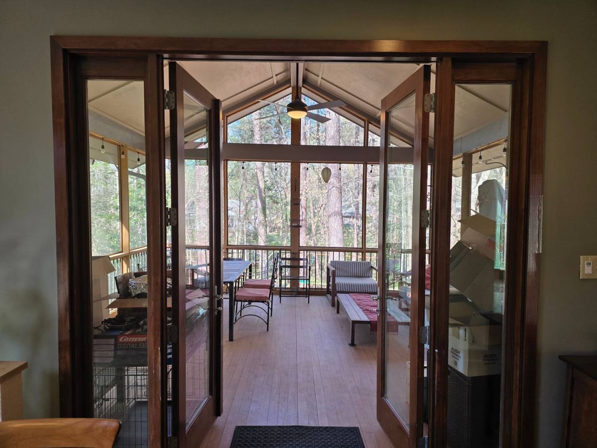House for rent at 10 Kendall Dr, Chapel Hill, NC 27517