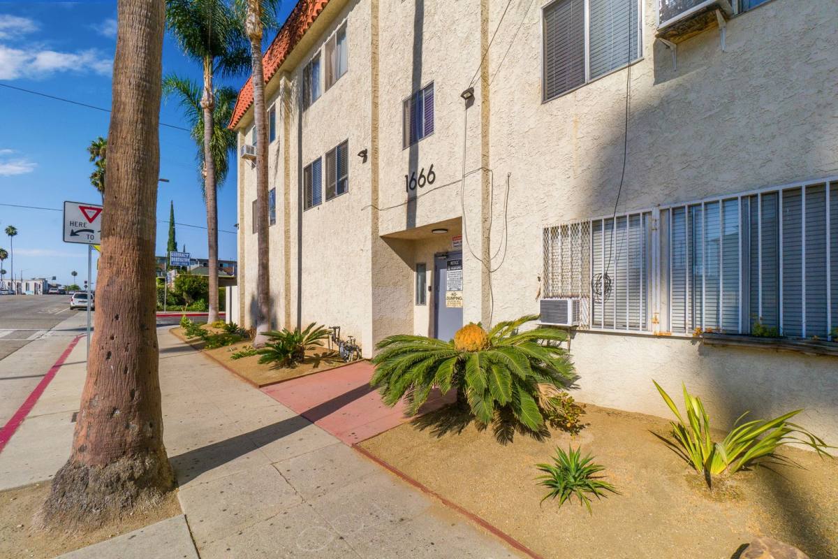 Apartment for rent at 1666 N Avalon Blvd, Wilmington, CA 90744