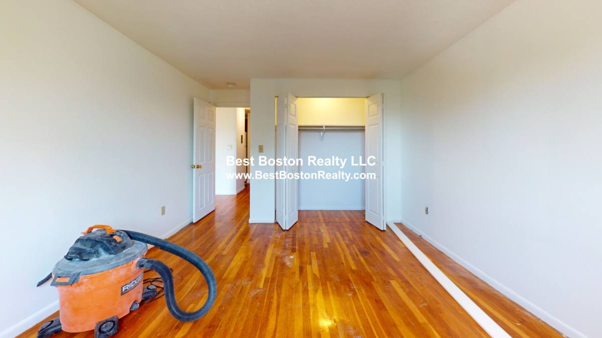 Apartment for rent at 435 Shirley St #36, Winthrop, MA 02152