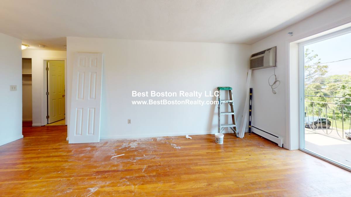 Apartment for rent at 435 Shirley St #36, Winthrop, MA 02152