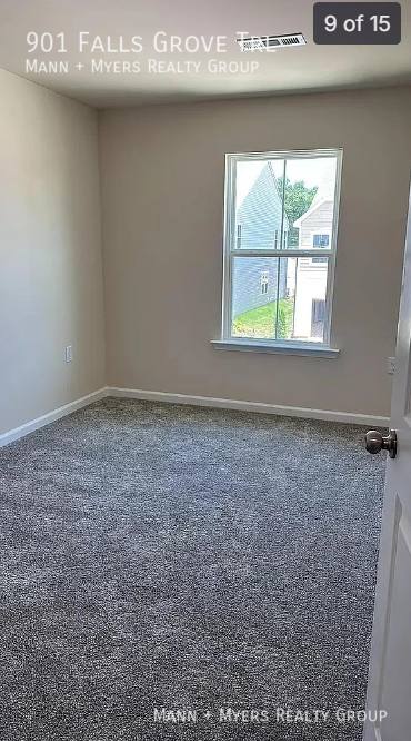 Townhouse for rent at 901 Falls Grove Trail, High Point, NC 27265