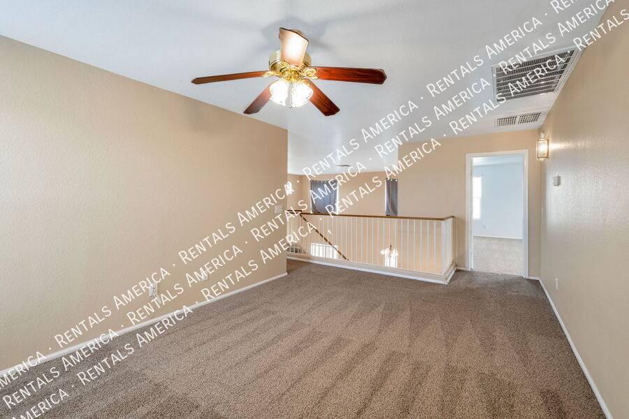 House for rent at 629 E Saddle Way, San Tan Valley, AZ 85143