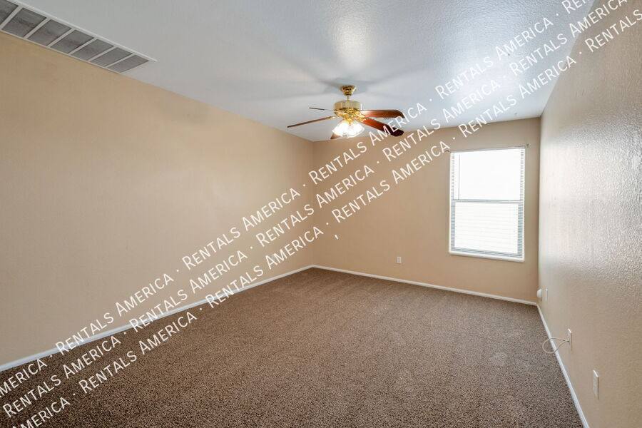 House for rent at 629 E Saddle Way, San Tan Valley, AZ 85143