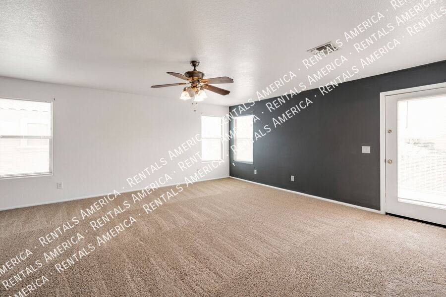 House for rent at 629 E Saddle Way, San Tan Valley, AZ 85143