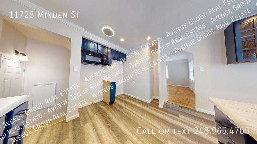 House for rent at 11728 Minden St, Detroit, MI 48205