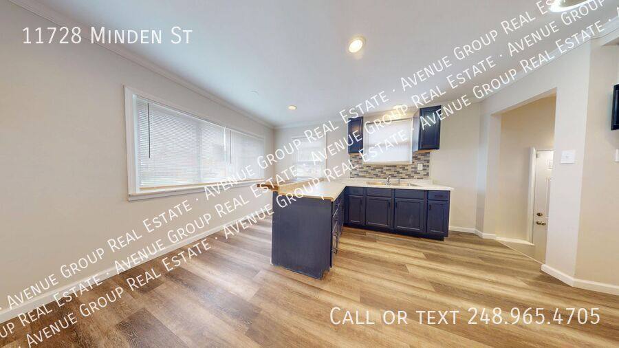 House for rent at 11728 Minden St, Detroit, MI 48205