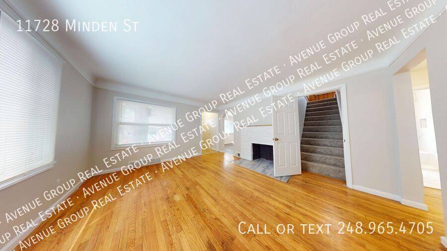 House for rent at 11728 Minden St, Detroit, MI 48205