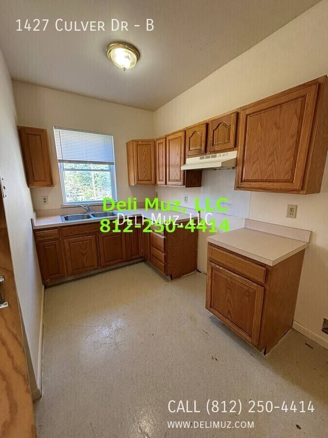 Apartment for rent at 1427 Culver Dr #B, Evansville, IN 47713