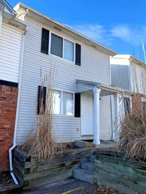 Townhouse for rent at 1700 Erin Court #B, Fort Collins, CO 80525