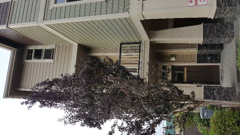 Townhouse for rent at 3800 3rd Place NE, Renton, WA 98056
