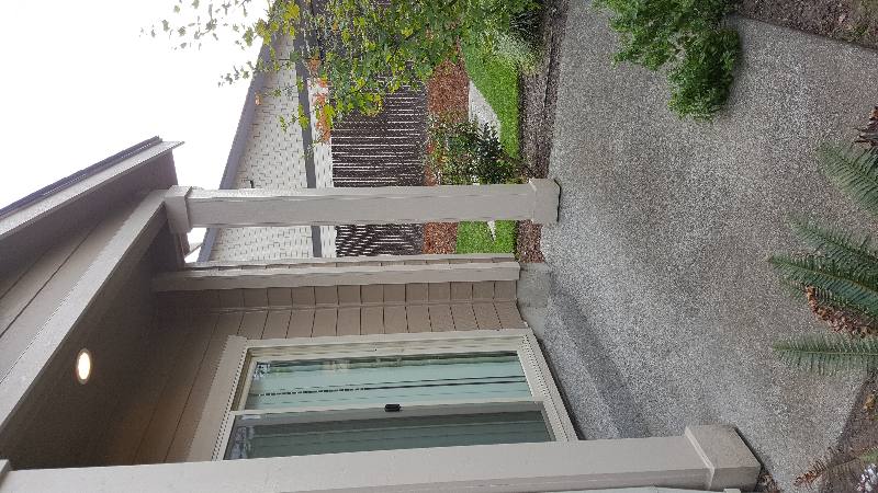 Townhouse for rent at 3800 3rd Place NE, Renton, WA 98056