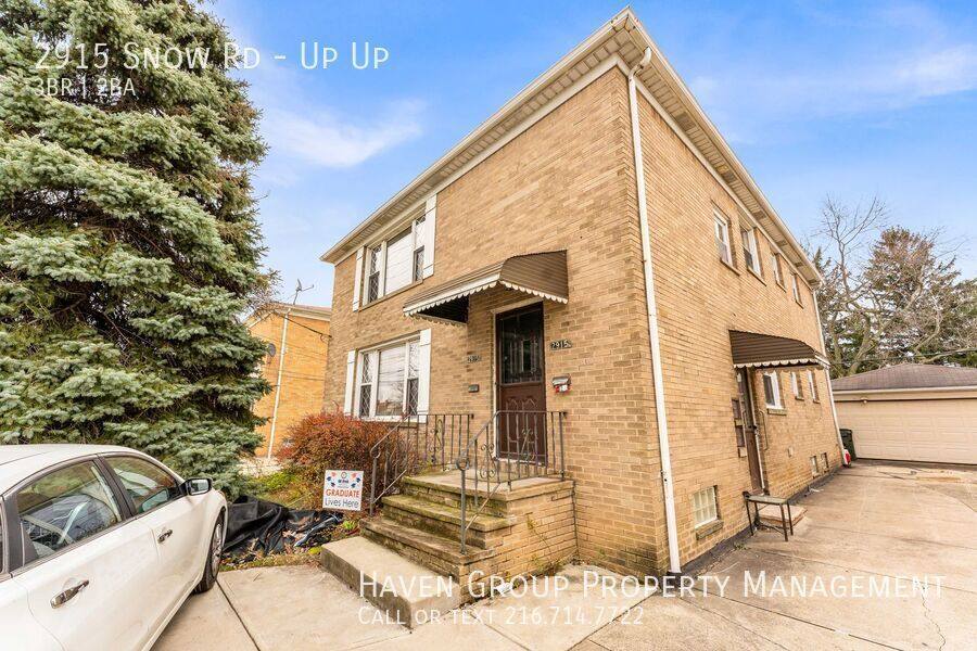 Apartment for rent at 2915 Snow Rd #UP, Cleveland, OH 44134