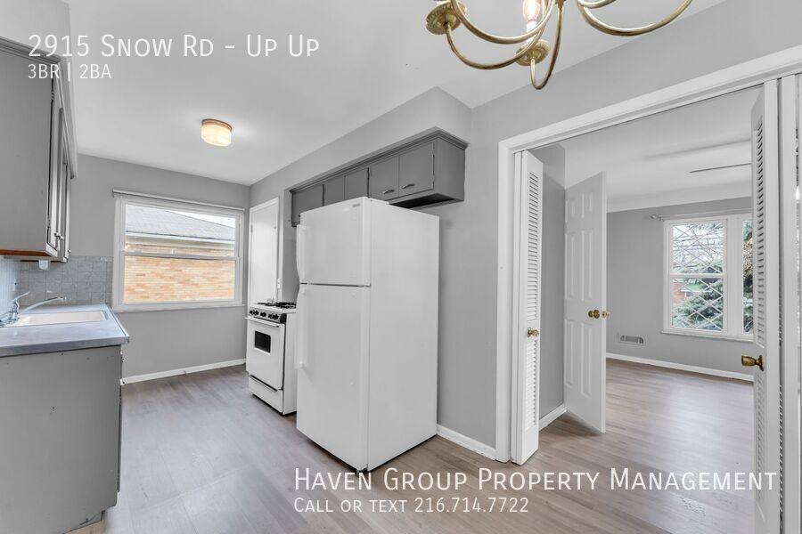 Apartment for rent at 2915 Snow Rd #UP, Cleveland, OH 44134