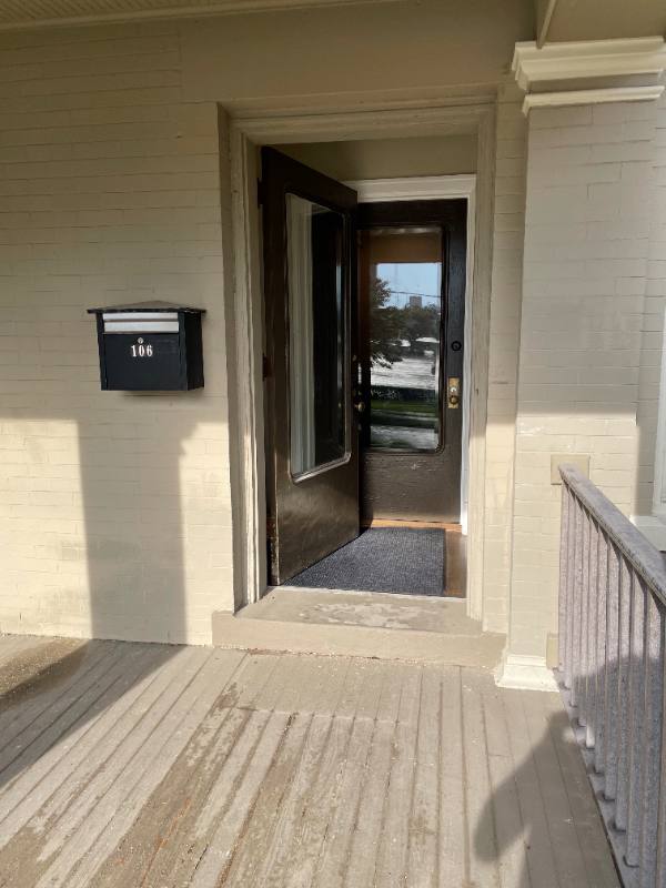 Condo for rent at 106 S 36th St, Omaha, NE 68131