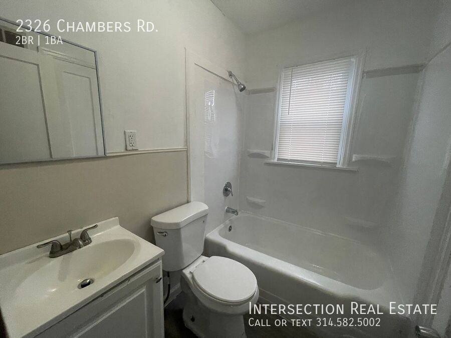 House for rent at 2326 Chambers Rd, Saint Louis, MO 63136