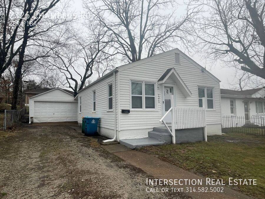 House for rent at 2326 Chambers Rd, Saint Louis, MO 63136