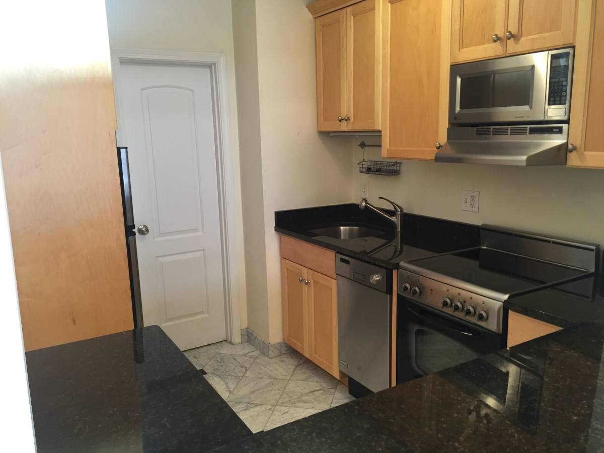 Apartment for rent at 185 Beacon St #2R, Boston, MA 02116