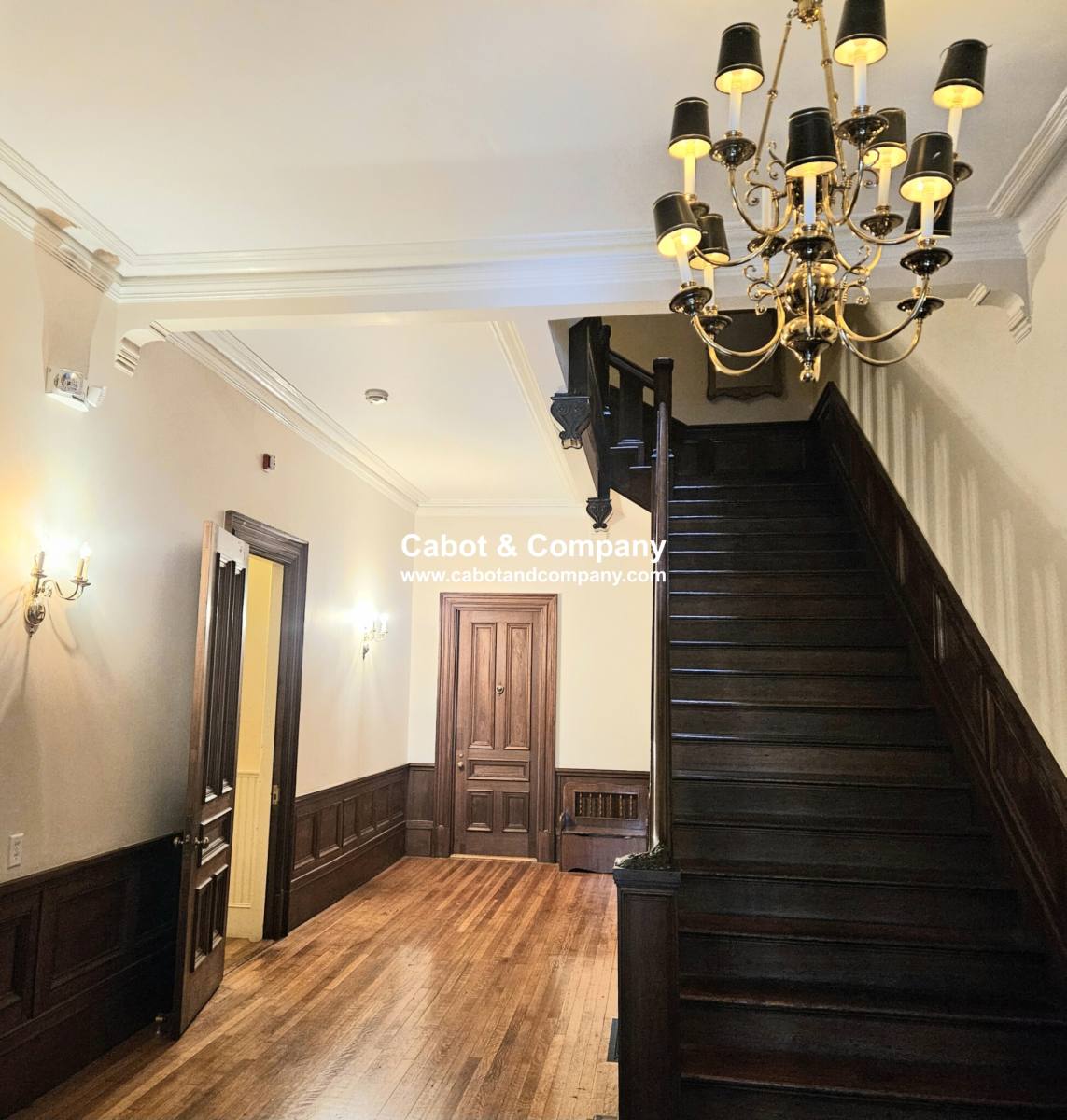Apartment for rent at 185 Beacon St #2R, Boston, MA 02116