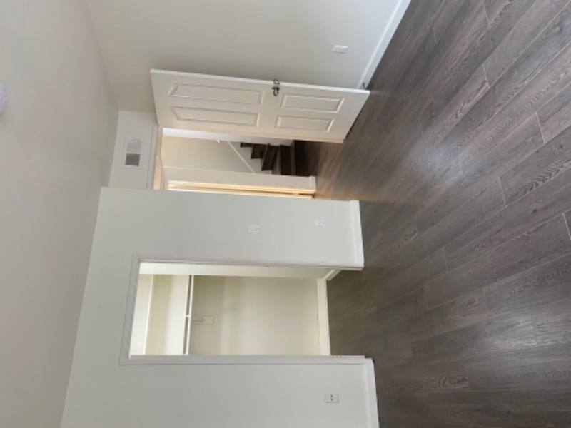 Townhouse for rent at 13002 Riverside Dr, Sherman Oaks, CA 91423