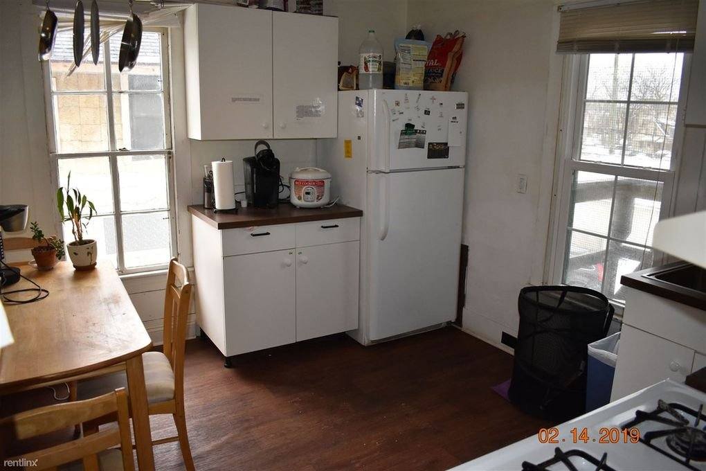 House for rent at 533 Elizabeth St, Ann Arbor, MI 48104