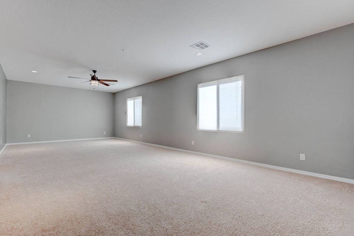 House for rent at 2589 Chateau Clermont St, Henderson, NV 89044