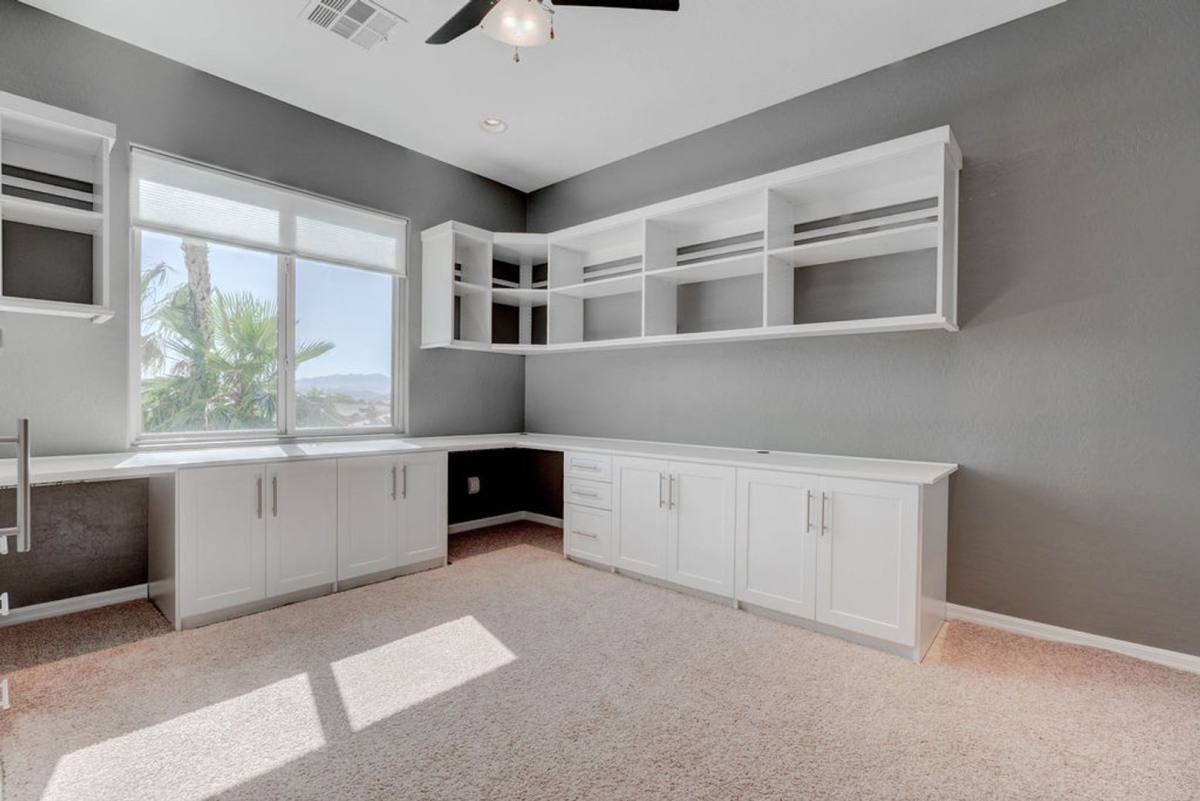 House for rent at 2589 Chateau Clermont St, Henderson, NV 89044